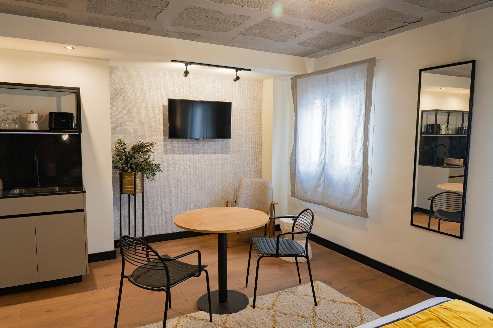 Bubu Apartments By Charming Stay Málaga Exterior foto